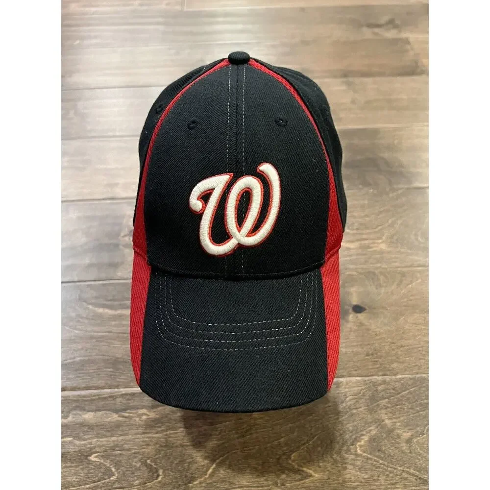 Vintage Nike Mens MLB Washington Nationals Adjustable Strapback Hat Wool Cap